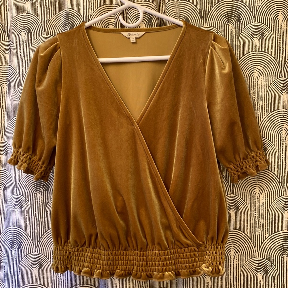 SEASON SPARKLE! ✨ Madewell Golden Velvet Blouse/Size XS